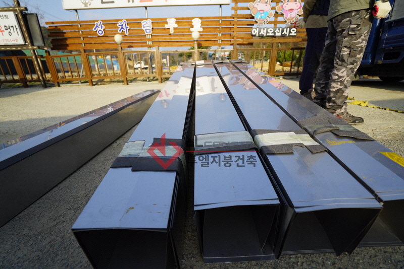 http://2lc.itpage.kr/user/2/2lc/editor/1905/209b5f42b0a605299e25f981946c904c_1556864302_3745.jpg 이미지크게보기