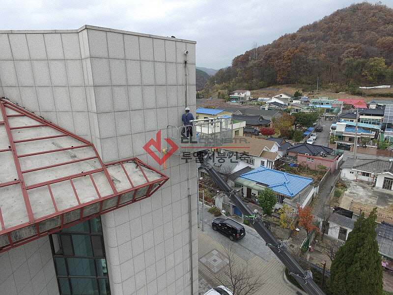 http://2lc.itpage.kr/user/2/2lc/editor/1905/209b5f42b0a605299e25f981946c904c_1556867495_6067.jpg 이미지크게보기