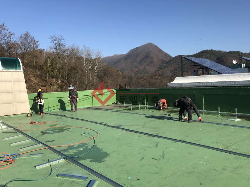 http://2lc.itpage.kr/user/2/2lc/editor/1905/209b5f42b0a605299e25f981946c904c_1556867924_0483.jpg 이미지크게보기