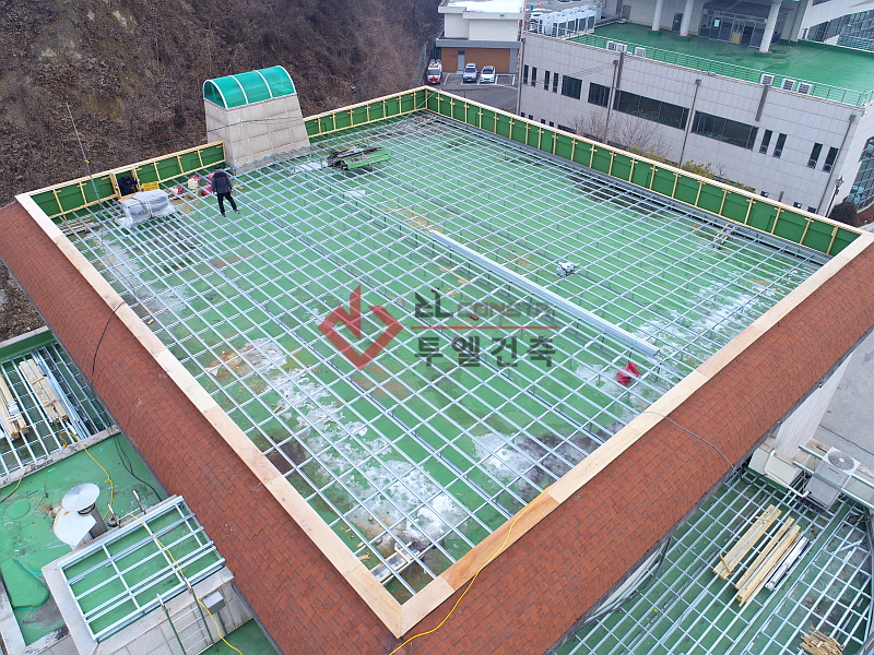 http://2lc.itpage.kr/user/2/2lc/editor/1905/209b5f42b0a605299e25f981946c904c_1556867928_8933.jpg 이미지크게보기