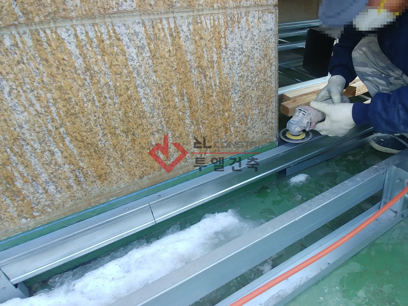 http://2lc.itpage.kr/user/2/2lc/editor/1905/209b5f42b0a605299e25f981946c904c_1556867928_9486.jpg 이미지크게보기