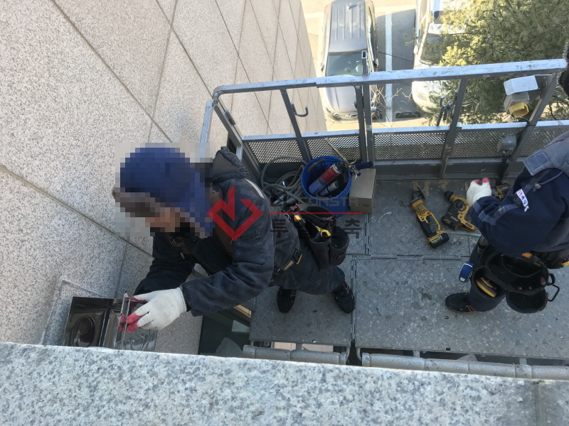 http://2lc.itpage.kr/user/2/2lc/editor/1905/209b5f42b0a605299e25f981946c904c_1556867941_8849.jpg 이미지크게보기