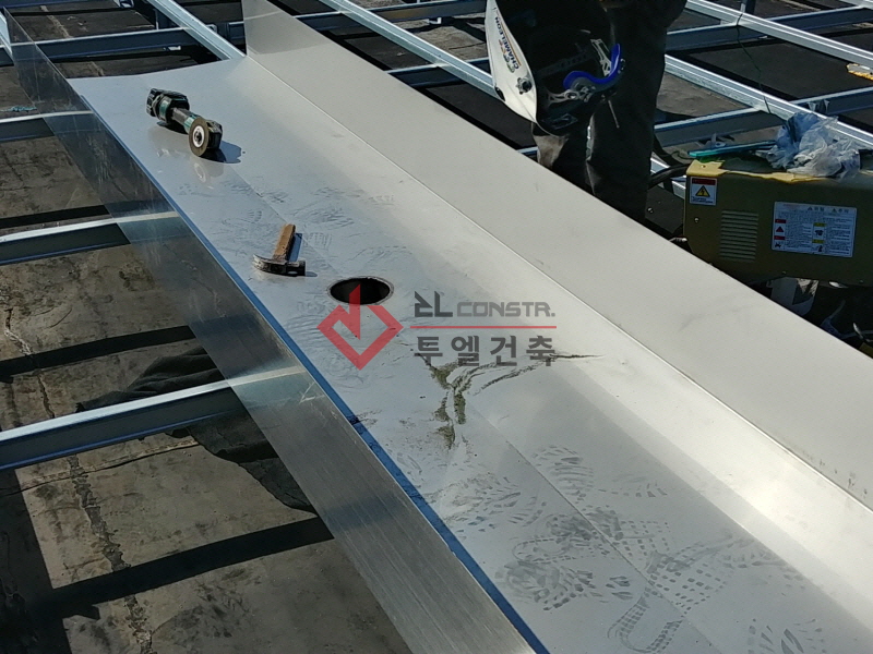 http://2lc.itpage.kr/user/2/2lc/editor/1905/390594e34e6eb60a613c75ac598379de_1556786737_45.jpg 이미지크게보기